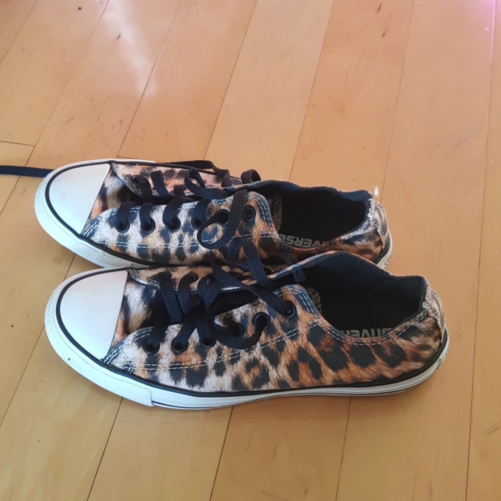 Converse sneakers 8